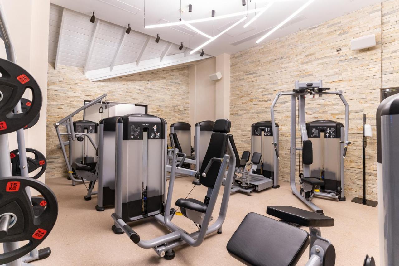 カリブ クラブ プリンセス ビーチ リゾート アンド スパ オール インクルーシブ プンタ・カナ エクステリア 写真 A gym