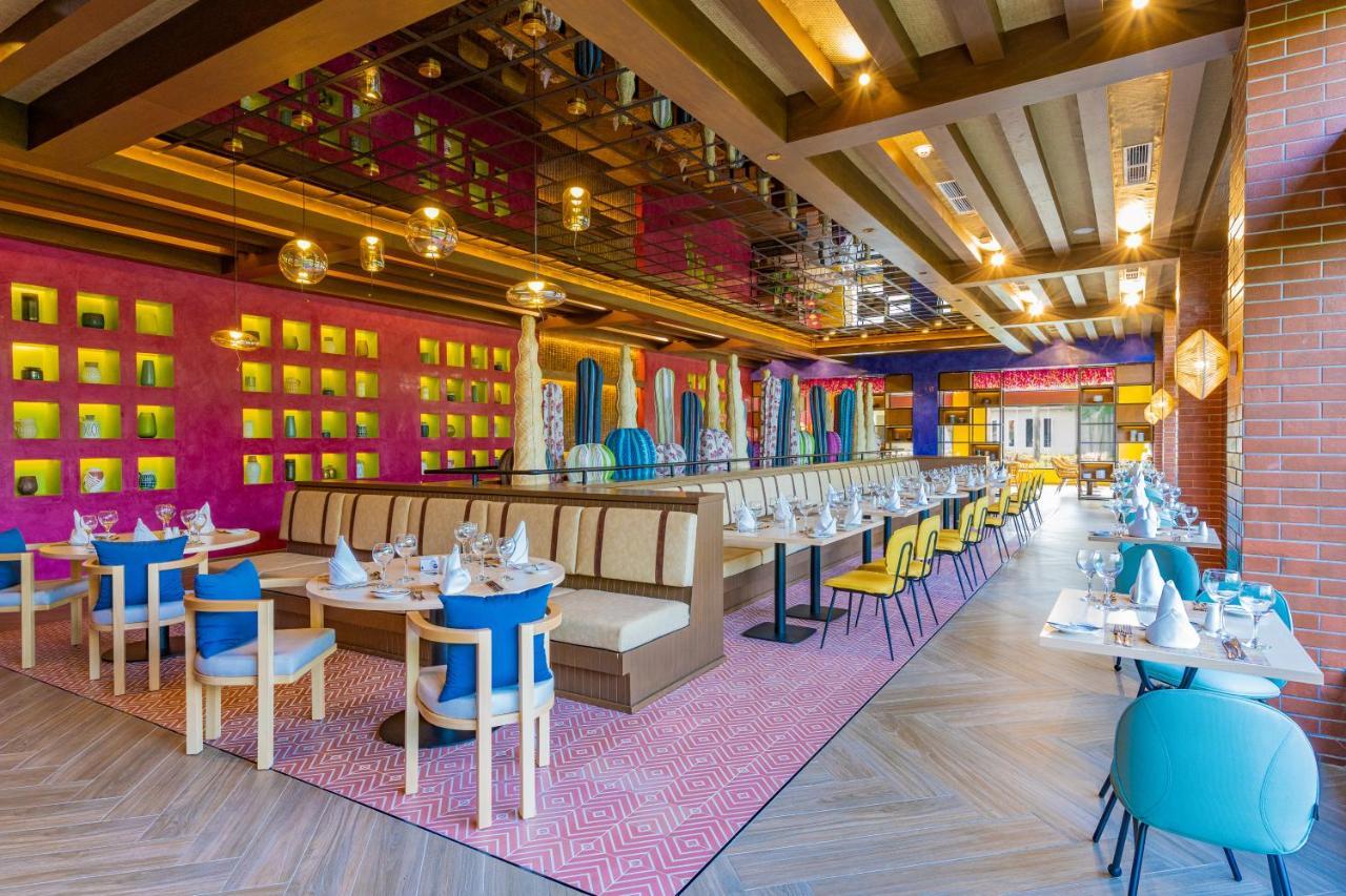 カリブ クラブ プリンセス ビーチ リゾート アンド スパ オール インクルーシブ プンタ・カナ エクステリア 写真 The restaurant