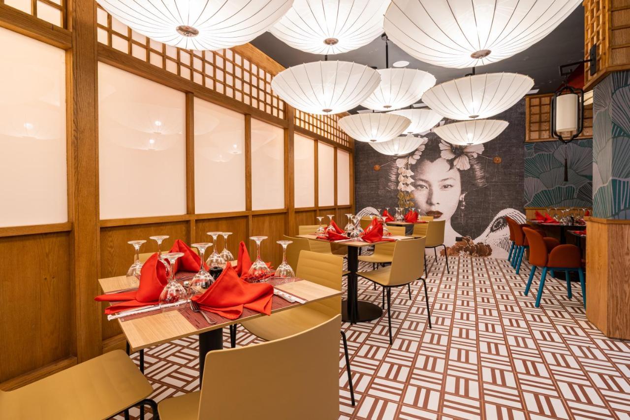 カリブ クラブ プリンセス ビーチ リゾート アンド スパ オール インクルーシブ プンタ・カナ エクステリア 写真 Interior of a restaurant in Paris