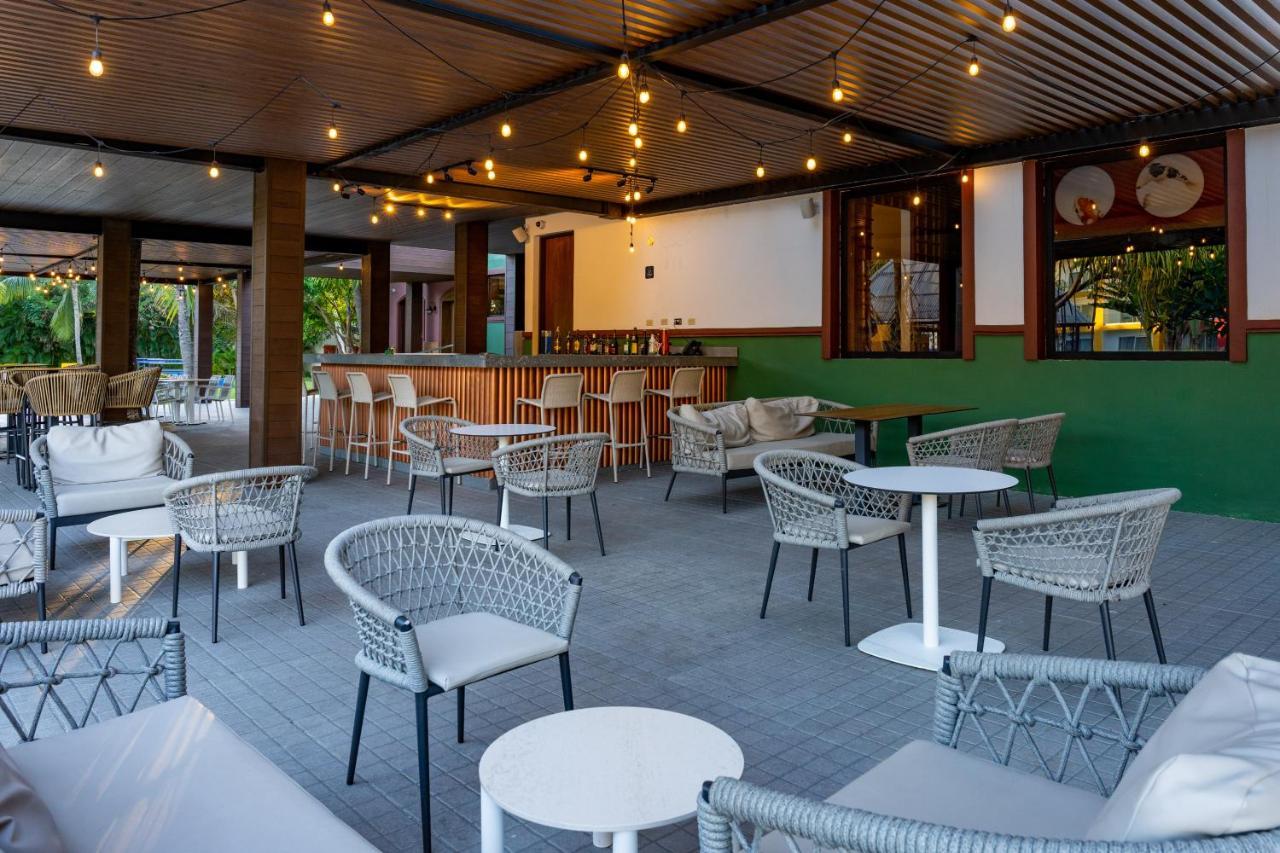 カリブ クラブ プリンセス ビーチ リゾート アンド スパ オール インクルーシブ プンタ・カナ エクステリア 写真 The interior of the restaurant