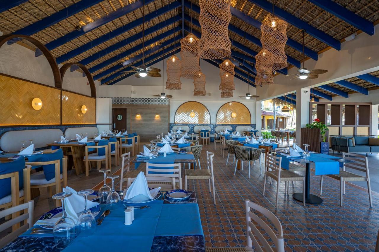 カリブ クラブ プリンセス ビーチ リゾート アンド スパ オール インクルーシブ プンタ・カナ エクステリア 写真 Restaurant at the resort